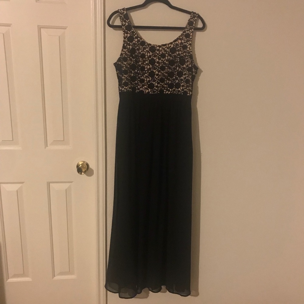 LC Lauren Conrad black & nude crochet maxi dress